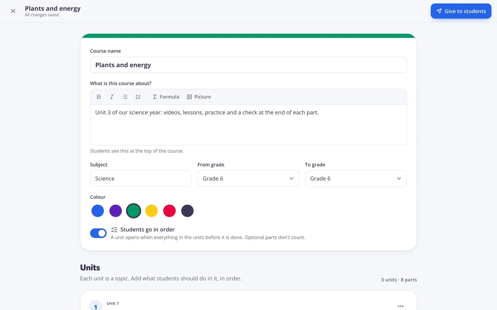 Course builder with units and the quizzes, lessons and videos in each one